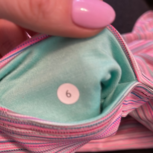 Lululemon wunder under leggings. - Picture 3 of 4